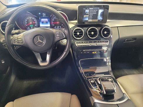 Used 2016 Mercedes-Benz C 300 4MATIC Sedan image 22