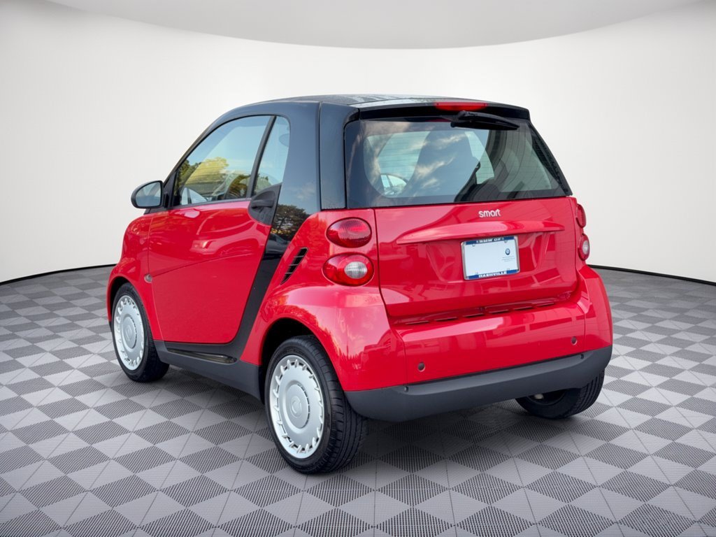 Used 2009 smart fortwo passion RWD image 3