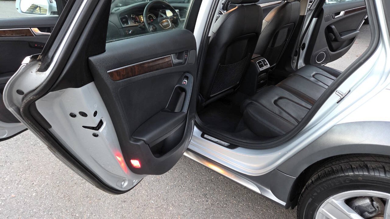 Used 2013 Audi A4 Prestige AWD/4WD image 37