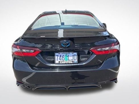 Used 2024 Toyota Camry SE w/ Convenience Package FWD image 7
