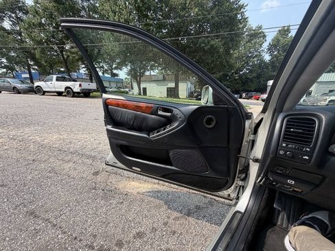 Used 2005 Lexus GS 300 RWD image 10