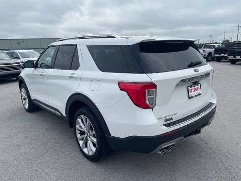 Used 2023 Ford Explorer Platinum w/ Technology Package AWD/4WD image 5