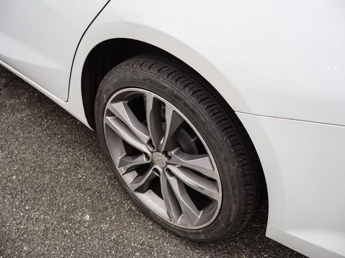 Used 2024 Chevrolet Malibu LT image 41