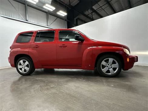 Used 2008 Chevrolet HHR LS image 3