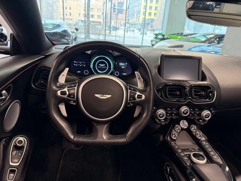 Used 2023 Aston Martin V8 Vantage Roadster RWD image 14