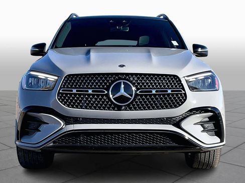 Used 2025 Mercedes-Benz GLE 450 4MATIC image 3