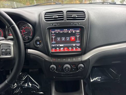 Used 2017 Dodge Journey Crossroad image 17