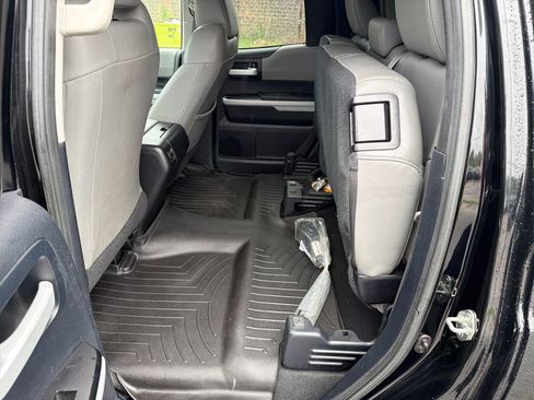 Used 2014 Toyota Tundra Limited w/ Limited Premium Package AWD/4WD image 38