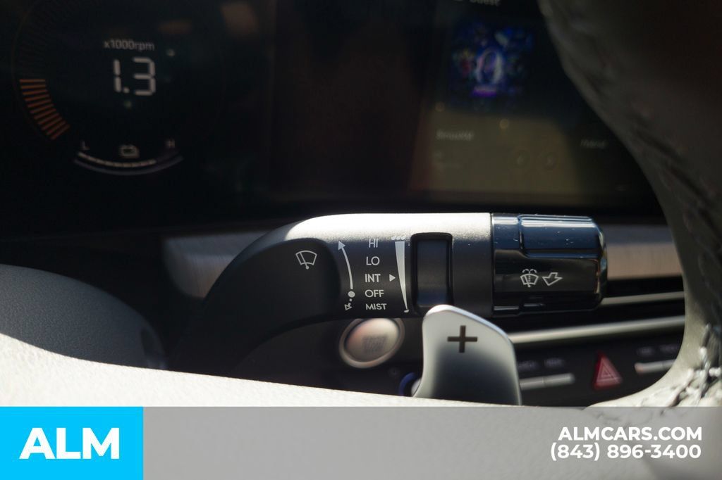 Certified 2025 Hyundai Sonata SEL FWD image 31