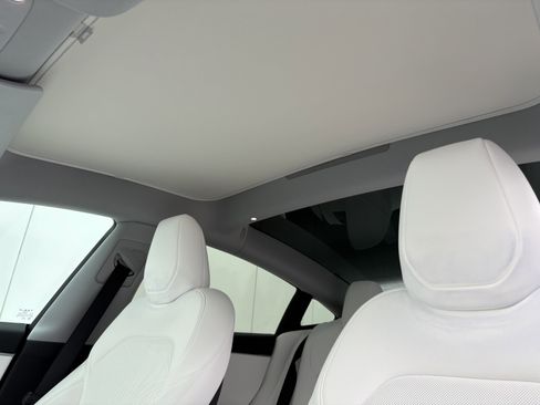 Used 2025 Tesla Model 3 Long Range image 14