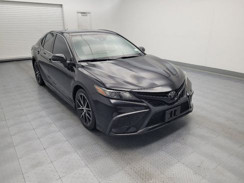Used 2022 Toyota Camry SE w/ Audio Upgrade Package FWD image 13