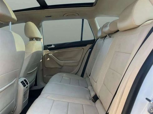 Used 2013 Volkswagen Jetta SE image 7