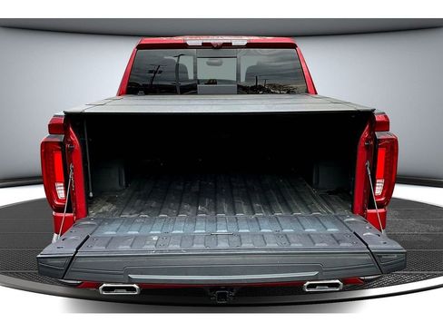 Used 2024 GMC Sierra 1500 AT4 w/ Technology Package image 32
