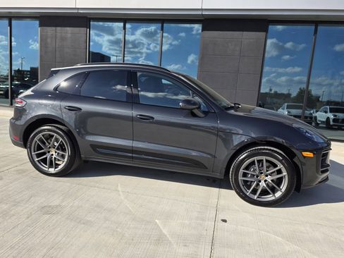 New 2026 Porsche Macan image 7