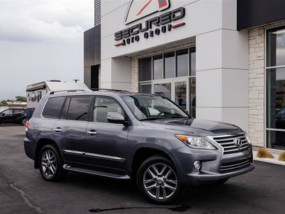 Used 2015 Lexus LX 570 4WD w/ Luxury Package