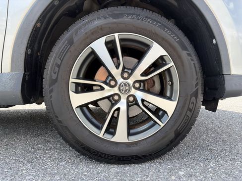 Used 2016 Toyota RAV4 XLE FWD image 27