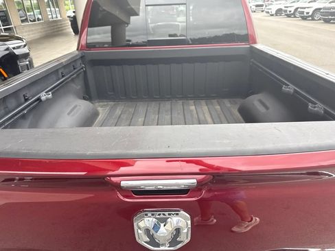 Used 2019 RAM 1500 Laramie AWD/4WD image 6