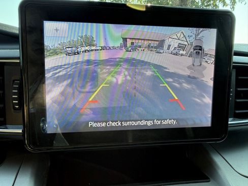 Used 2021 Ford Explorer XLT w/ Equipment Group 202A RWD image 35