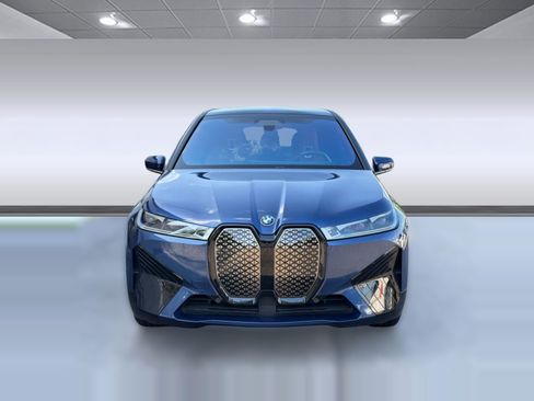 Certified 2023 BMW iX xDrive50 w/ Premium Package AWD/4WD image 6