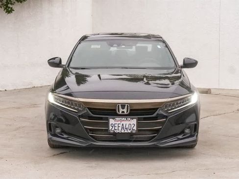 Used 2022 Honda Accord Sport image 2