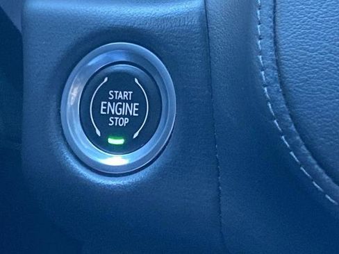 Used 2022 Chevrolet Tahoe Z71 w/ Luxury Package image 12