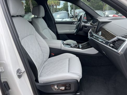 Used 2024 BMW X5 sDrive40i w/ Premium Package RWD image 33