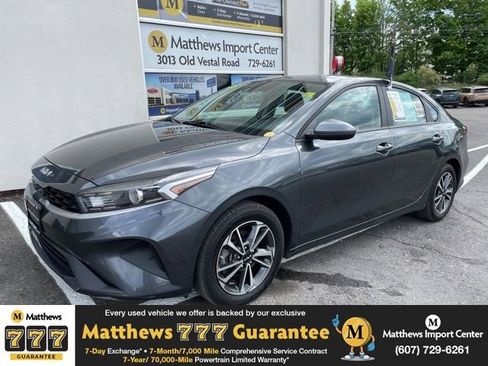 Certified 2023 Kia Forte LXS FWD image 1