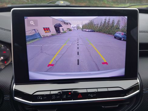 Used 2026 Jeep Compass Limited image 9