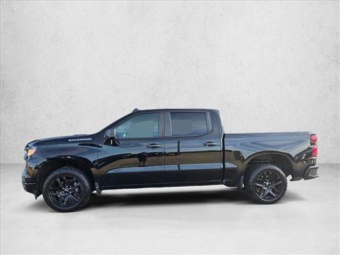 Used 2024 Chevrolet Silverado 1500 Custom RWD image 9