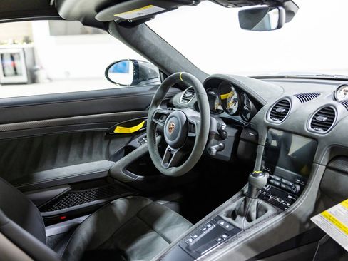 Used 2024 Porsche 718 Boxster Spyder RS image 39