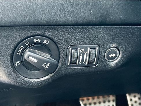 Used 2022 Dodge Charger Scat Pack w/ Plus Group image 10