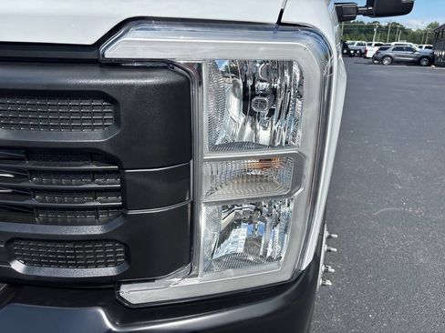 New 2026 Ford F350 XL AWD/4WD image 9