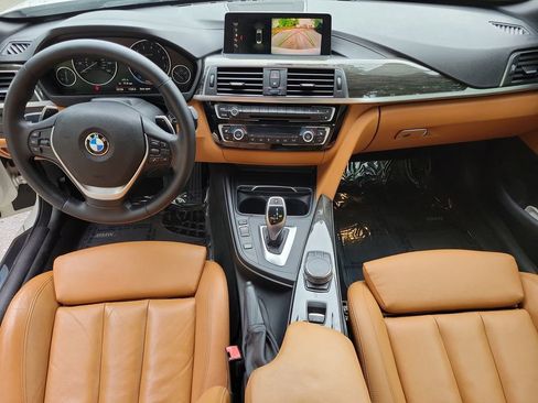 Used 2018 BMW 440i Convertible image 17