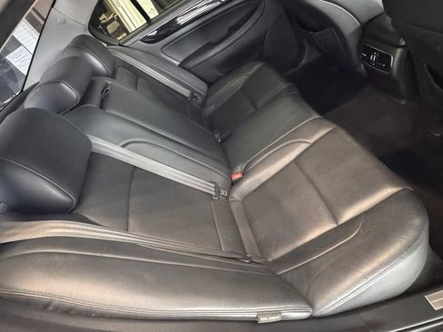 Used 2012 Hyundai Genesis 3.8 RWD image 20