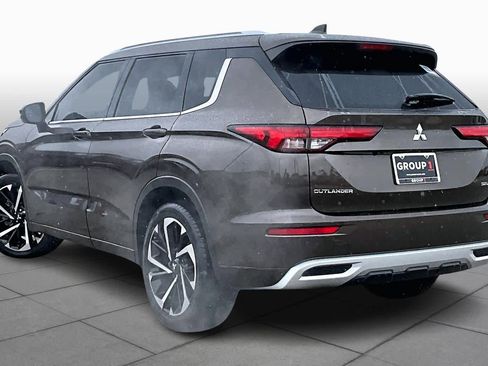 Used 2022 Mitsubishi Outlander SEL image 11