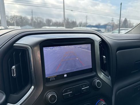 Used 2019 Chevrolet Silverado 1500 LT image 12
