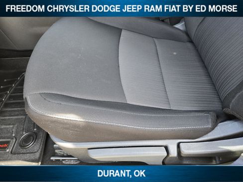 Used 2025 Nissan Sentra SV FWD image 18