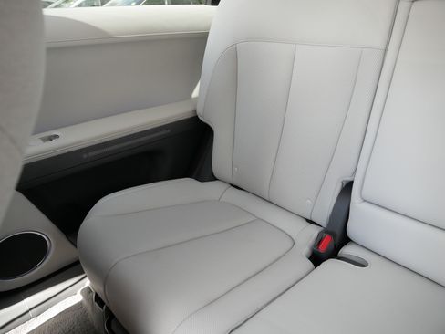 Used 2023 Hyundai Ioniq 5 SEL AWD/4WD image 12