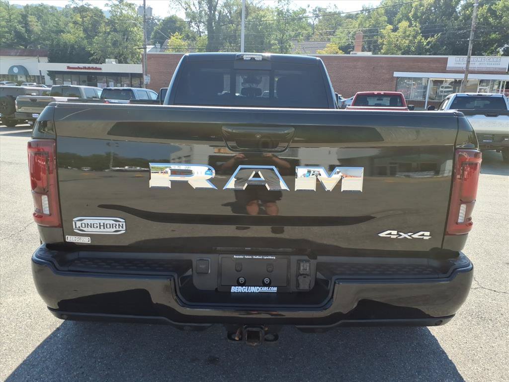 Used 2025 RAM 3500 Longhorn AWD/4WD image 5