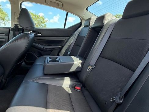 Used 2021 Nissan Altima 2.5 SR image 13