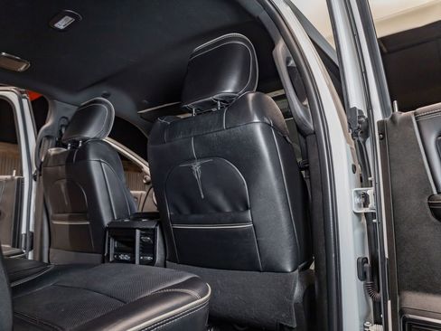 Used 2023 RAM 2500 Limited image 27