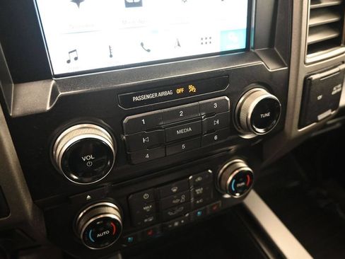 Used 2018 Ford F150 Raptor w/ Equipment Group 802A Luxury AWD/4WD image 18