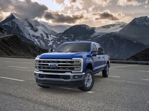 New 2026 Ford F250 XLT w/ XLT Premium Package image 2