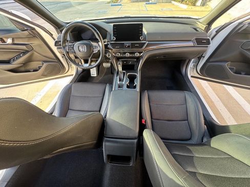 Used 2020 Honda Accord Sport image 14