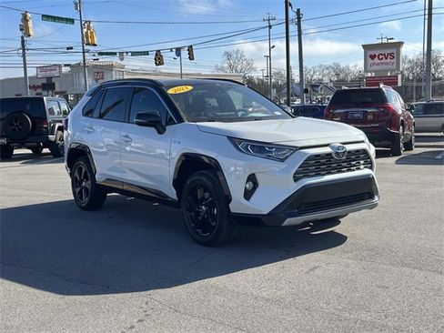 Used 2021 Toyota RAV4 XSE image 3