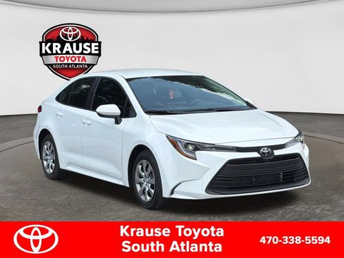 New 2026 Toyota Corolla LE FWD image 3
