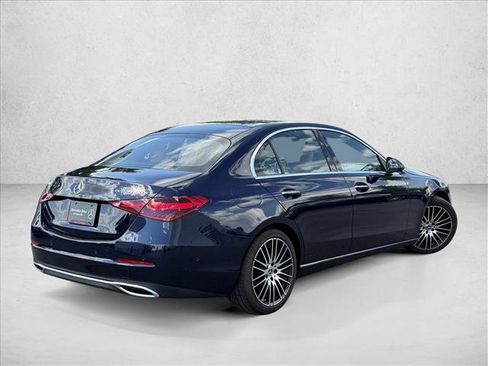 Used 2022 Mercedes-Benz C 300 4MATIC Sedan image 5