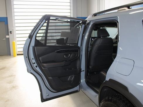 Used 2026 Honda Passport TrailSport Elite image 16