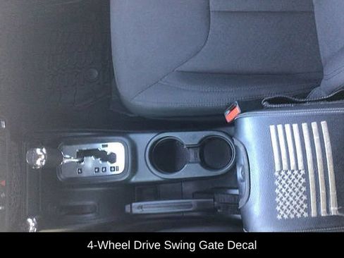 Used 2018 Jeep Wrangler Unlimited Sport AWD/4WD image 28