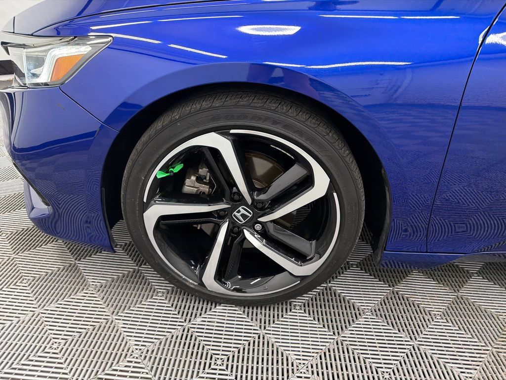 Used 2022 Honda Accord Sport image 12